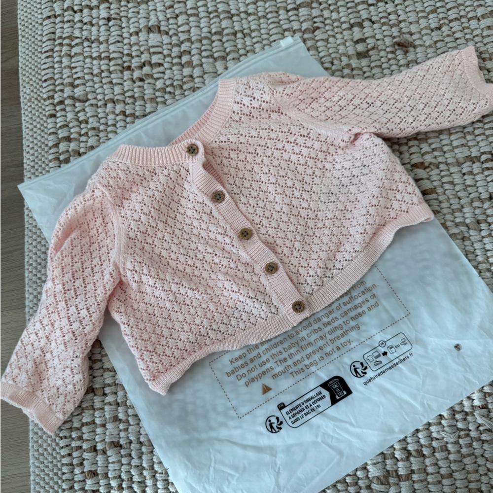 100% Cotton Carter's Soft Pink Baby Knit Outfit